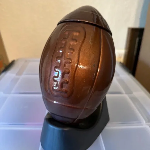 Footballll glass decanter - Picture 5 of 5